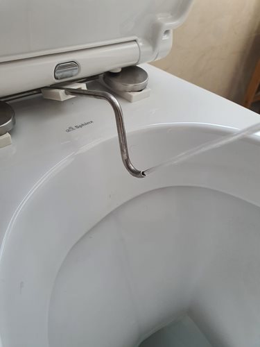 זרימת מים מתכווננת